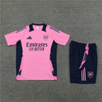 Arsenal kit