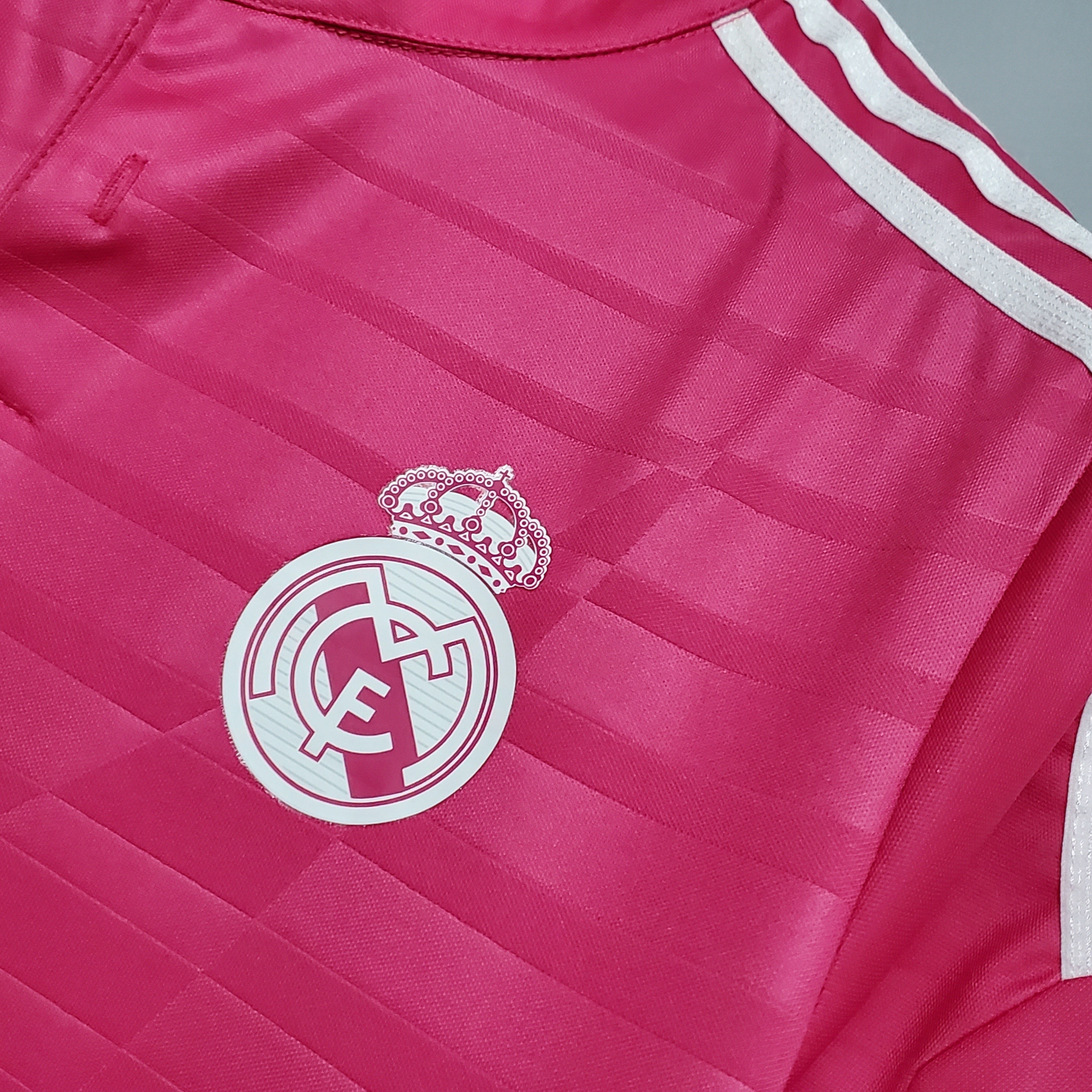 Maillot extérieur rétro du Real Madrid 14/15