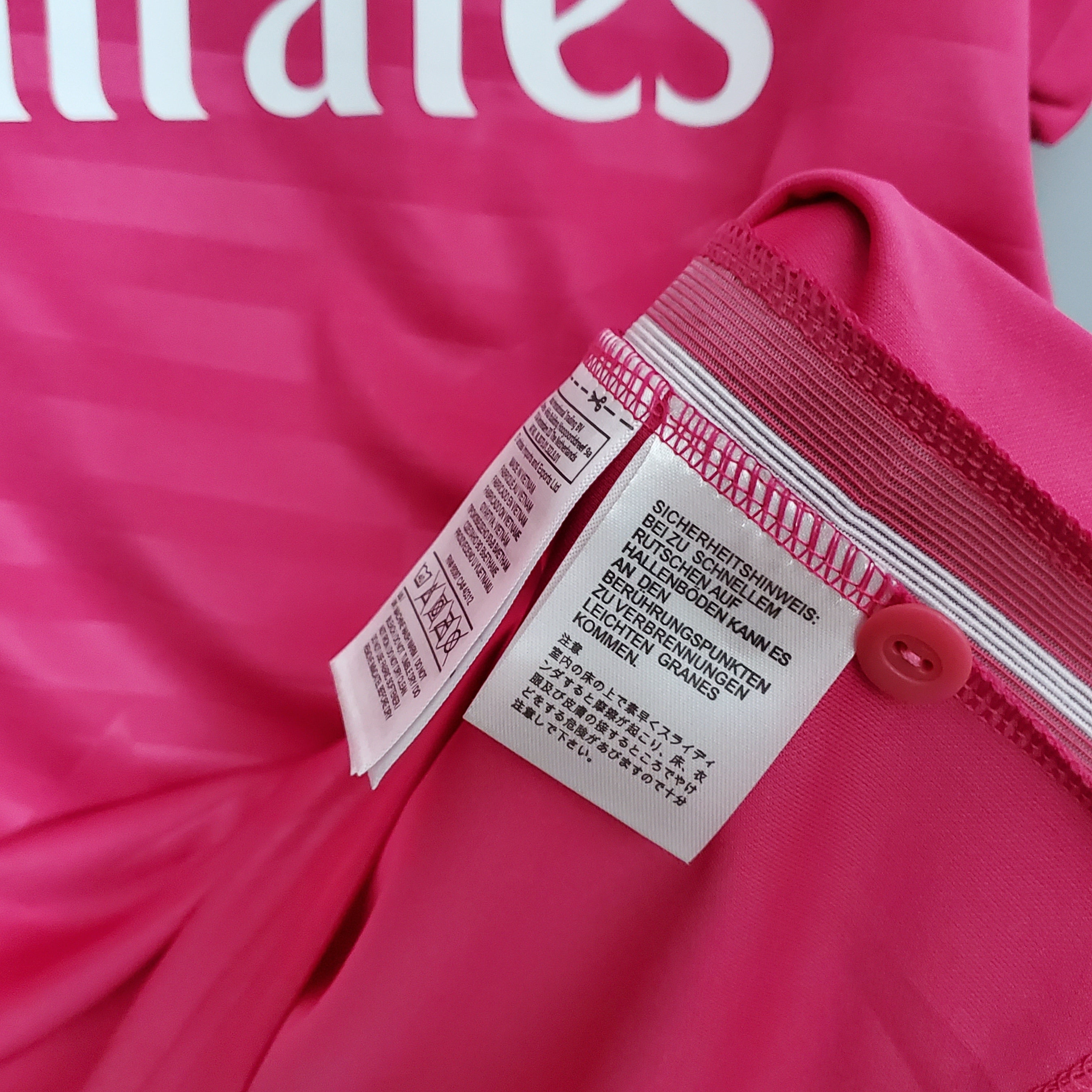 Maillot extérieur rétro du Real Madrid 14/15
