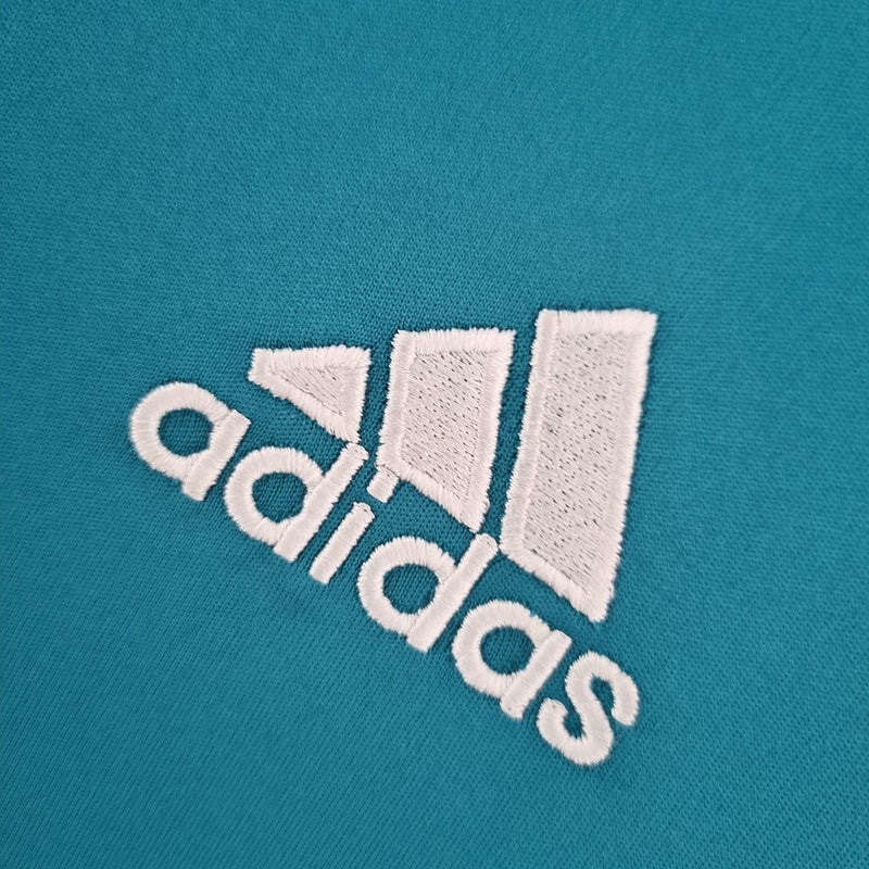 Troisième maillot rétro du Real Madrid 17/18