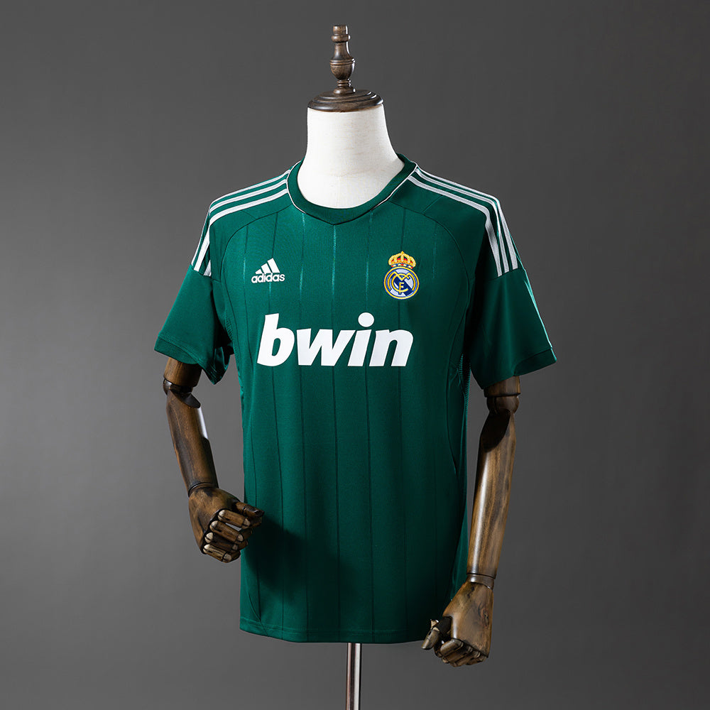 Troisième maillot rétro du Real Madrid 12/13