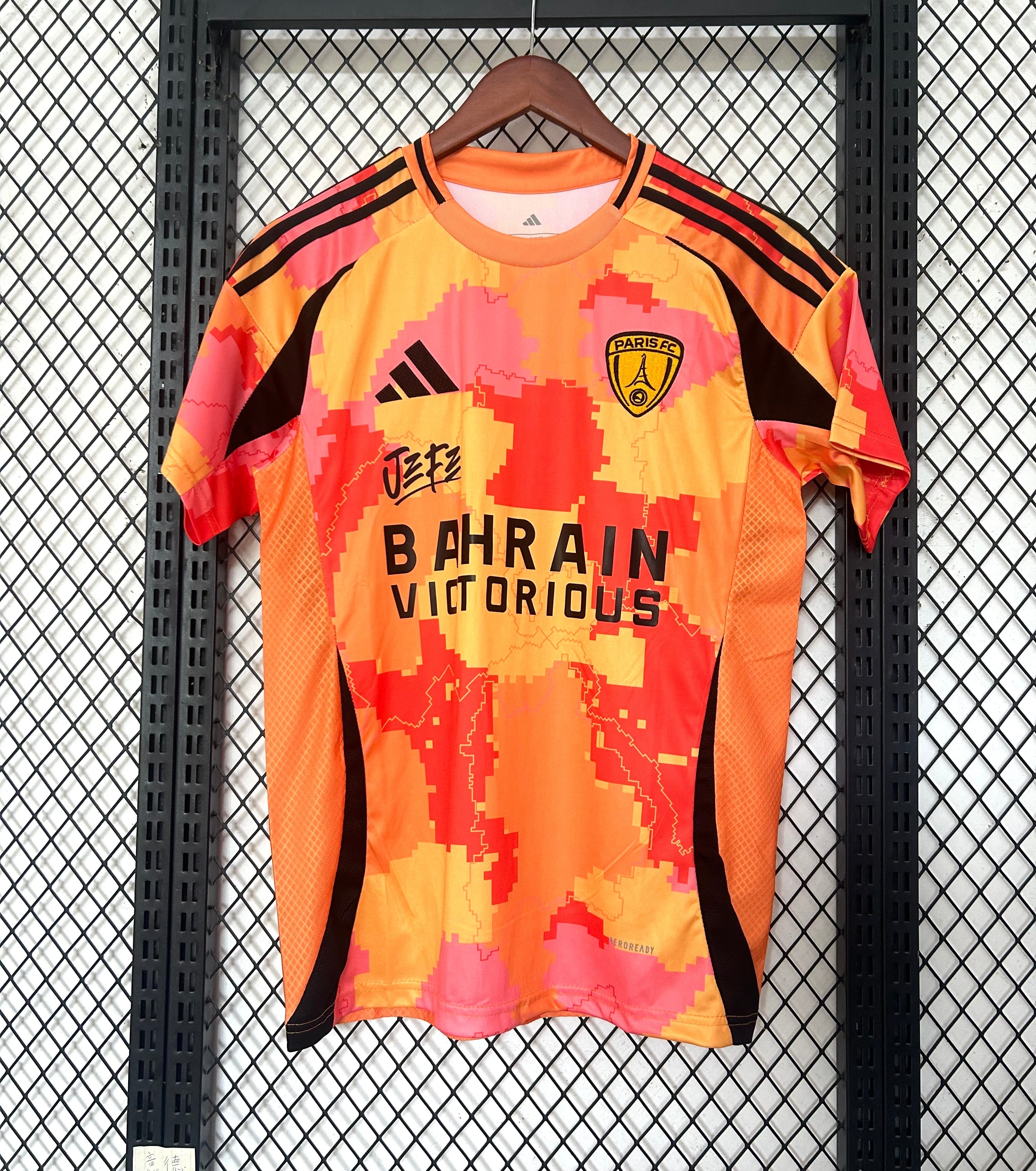 Paris FC Édition Spéciale 25/26