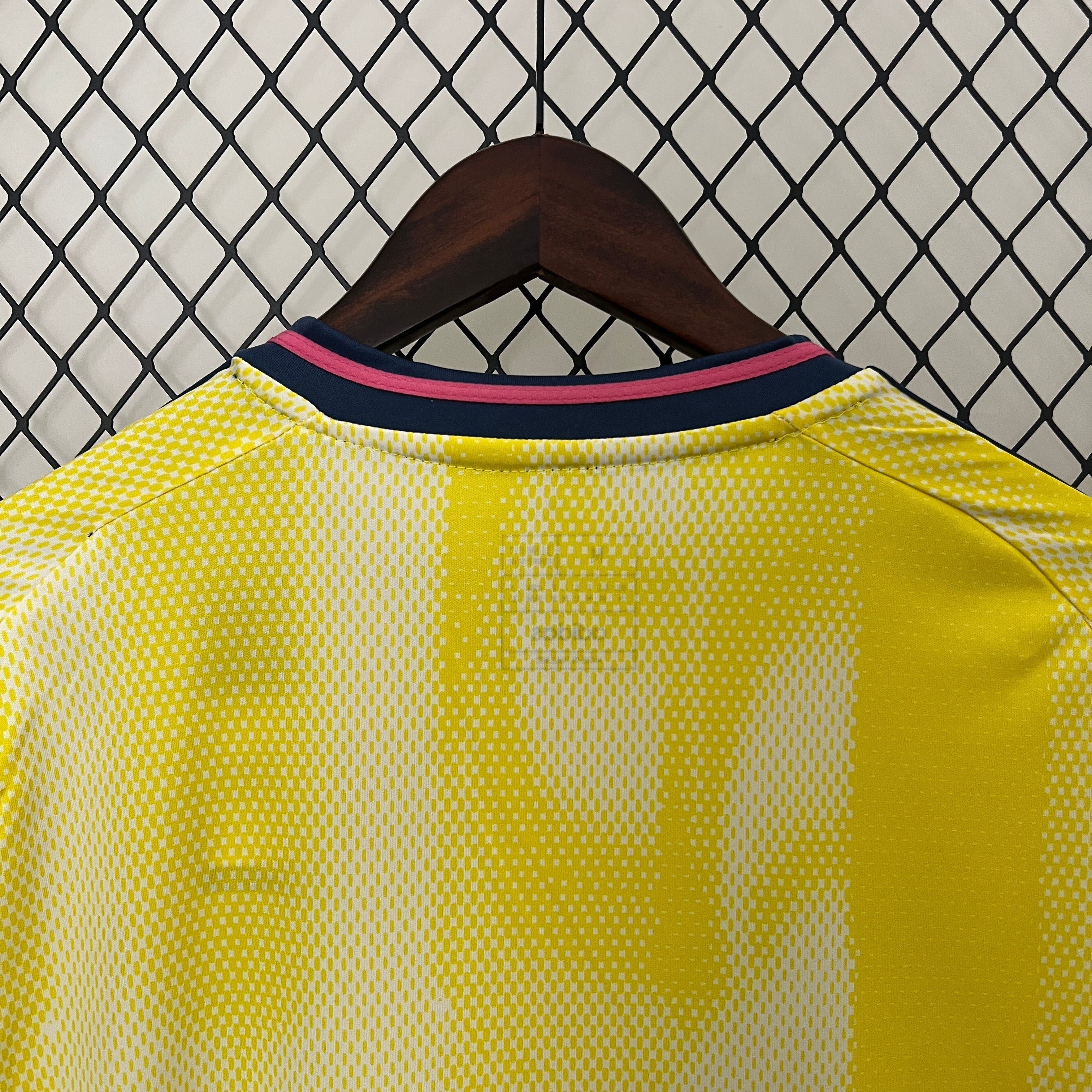 Juventus à l'extérieur 24/25