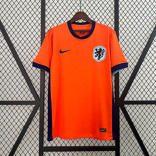 Holland Home 24/25