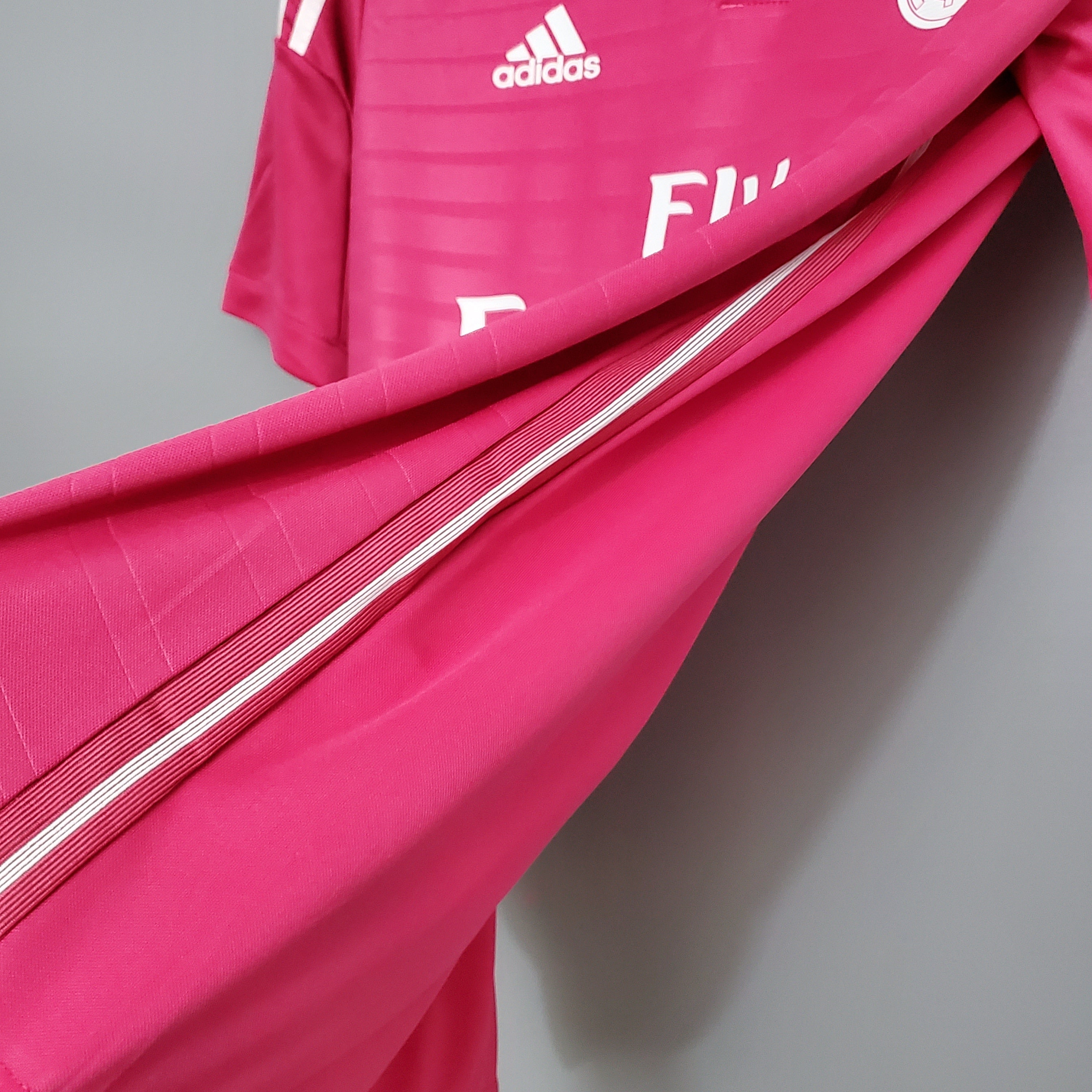 Maillot extérieur rétro du Real Madrid 14/15