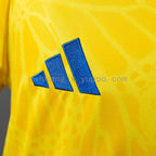 Colombia House 25/26