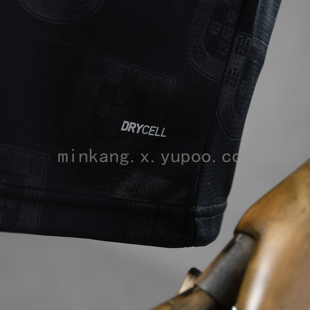 Portugal à l'extérieur 25/26