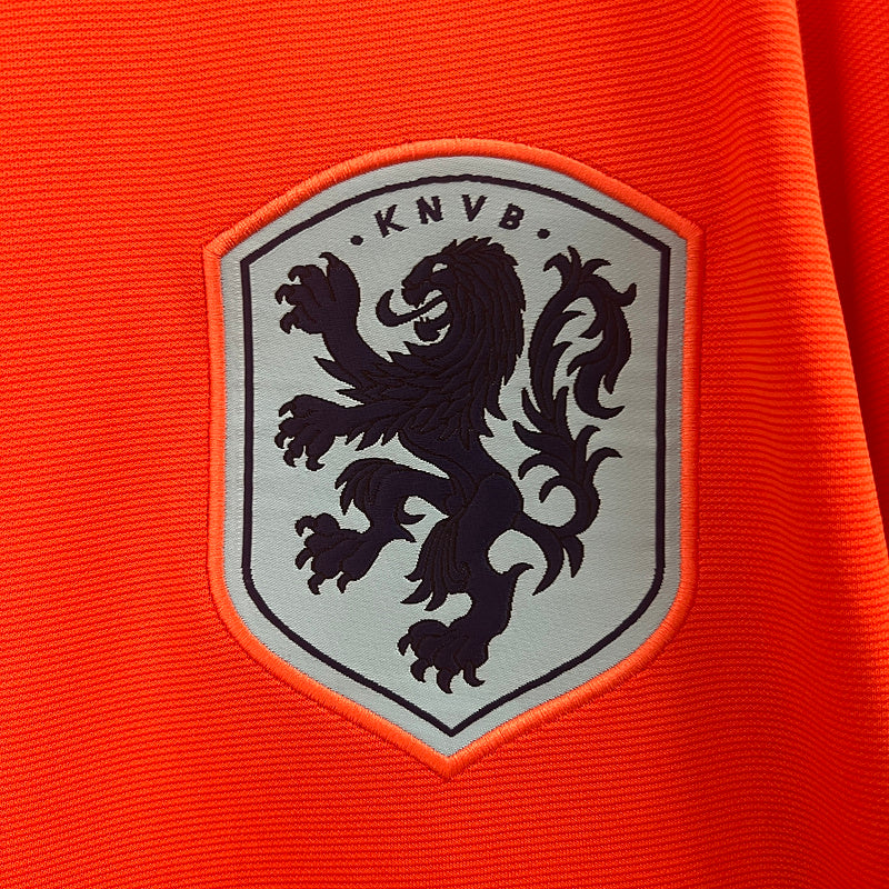 Holland Home 24/25